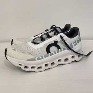 ON Running Cloudmonster Shoes